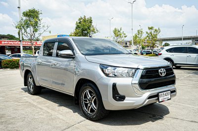 2022 TOYOTA HILUX REVO 2.4 MID Z EDITION DOUBLE CAB