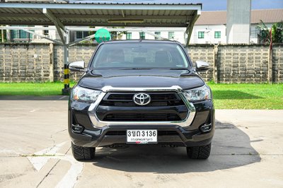 2022 TOYOTA HILUX REVO 2.4 MID Z EDITION DOUBLE CAB