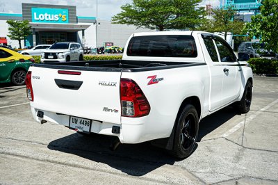 2022 Toyota Hilux Revo 2.4 SMARTCAB Z Edition Entry