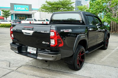 2023 Toyota Hilux Revo 2.4 DOUBLE CAB Prerunner Mid