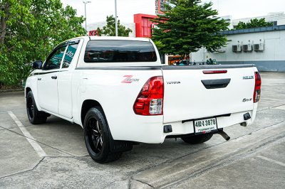 2022 Toyota Hilux Revo 2.4 Smart Cab Z Edition Entry