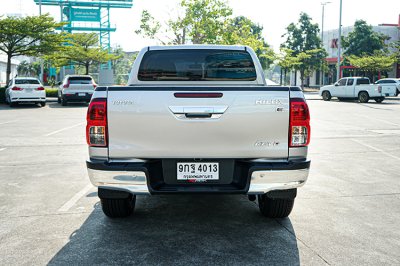 2019 TOYOTA HILUX REVO 2.4 E PRERUNNER DOUBLE CAB