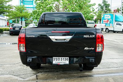 2022 TOYOTA HILUX REVO 2.4 MID Z EDITION DOUBLE CAB