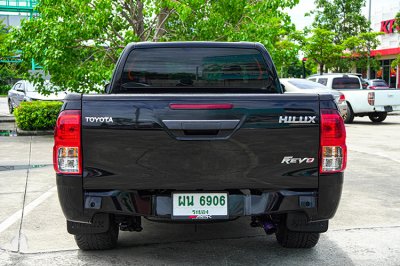 2022 Toyota HILUX REVO 2.4 SMART CAB Z Edition Entry