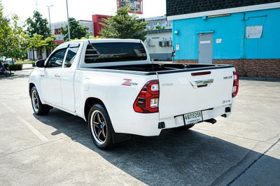 2024 TOYOTA HILUX REVO 2.4 MID Z EDITION SMART CAB