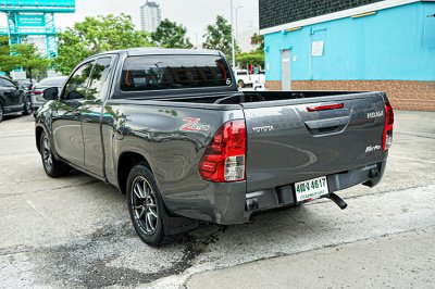 2023 Toyota Hilux Revo 2.4 SMARTCAB Z Edition Entry