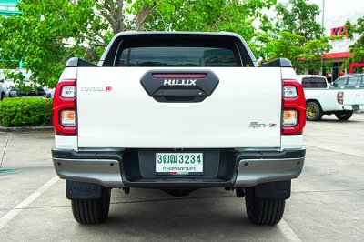2021 Toyota Hilux Revo 2.4 SMARTCAB Prerunner Rocco Pickup