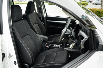 2021 TOYOTA HILUX REVO 2.4 ENTRY PRERUNNER DOUBLE CAB