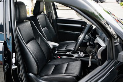 2023 Toyota Hilux Revo 2.4 DOUBLE CAB Prerunner Mid