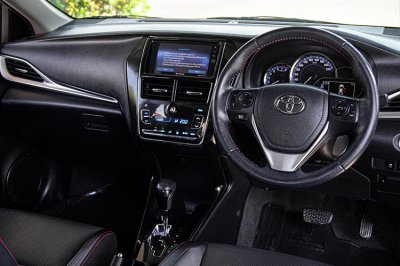 2018 TOYOTA YARIS ATIV 1.2 S+