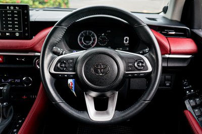 2023 Toyota Yaris Ativ 1.2 (ปี 22-28) Premium Luxury Sedan