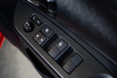 2018 Toyota YARIS 1.2 E