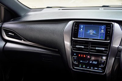 2021 TOYOTA YARIS ECO 1.2 SPORT