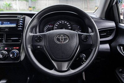 2021 Toyota Yaris Ativ 1.2 (ปี 17-22) Entry
