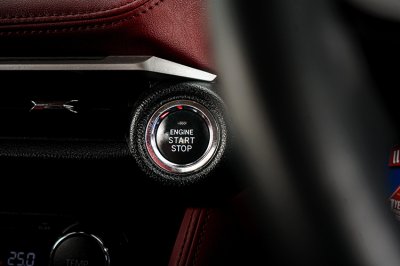 2023 Toyota Yaris Ativ 1.2 (ปี 22-28) Premium Luxury Sedan