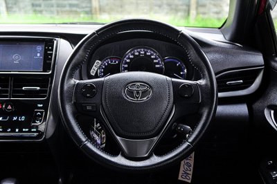 2021 Toyota YARIS 1.2 Sport
