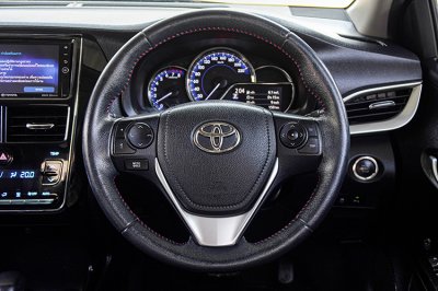 2018 TOYOTA YARIS ATIV 1.2 S+