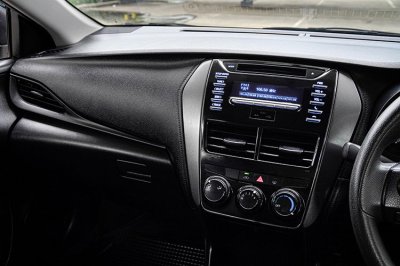 2021 Toyota Yaris Ativ 1.2 (ปี 17-22) Entry