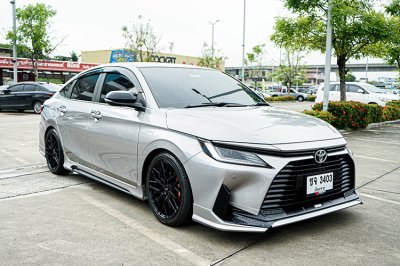 2023 Toyota Yaris Ativ 1.2 (ปี 22-28) Premium Luxury Sedan