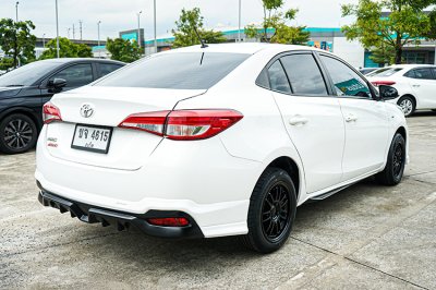 2022 Toyota Yaris Ativ 1.2 Entry