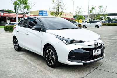 2023 Toyota Yaris 1.2 (ปี 17-22) Premium S Hatchback