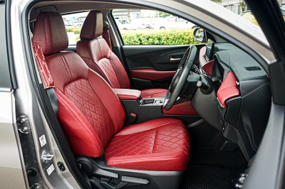 2023 Toyota Yaris Ativ 1.2 (ปี 22-28) Premium Luxury Sedan