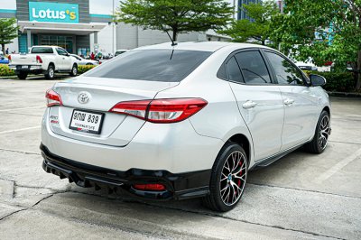 2021 Toyota Yaris Ativ 1.2 (ปี 17-22) Entry Sedan