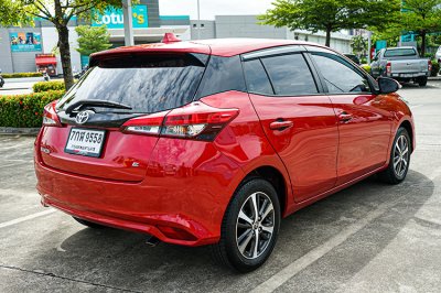 2018 Toyota YARIS 1.2 E