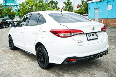 2022 Toyota Yaris Ativ 1.2 Entry