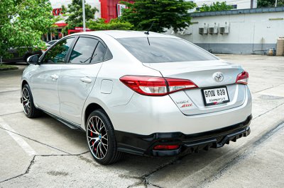 2021 Toyota Yaris Ativ 1.2 (ปี 17-22) Entry Sedan