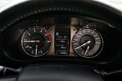 2022 TOYOTA HILUX REVO 2.4 MID Z EDITION DOUBLE CAB