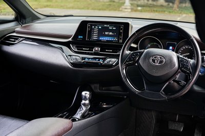 2018 TOYOTA CHR HV Hi