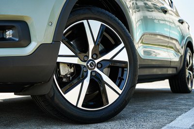 2022 Volvo XC40 0.0  Recharge Pure Electric AWD SUV