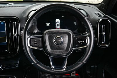2022 Volvo XC40 Recharge Pure Electric 4WD