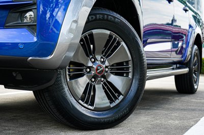 2020 Isuzu D-Max 3.0 Cab-4 Vcross M 4WD