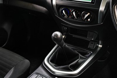 2022 Nissan Navara 2.5 King Cab SL Pickup