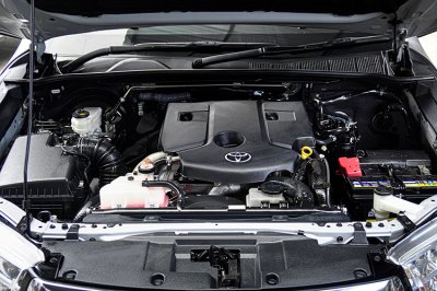 2020 Toyota Hilux Revo 2.4 DOUBLE CAB Prerunner E Pickup
