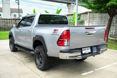 2020 Toyota Hilux Revo 2.4 DOUBLE CAB Prerunner E Pickup