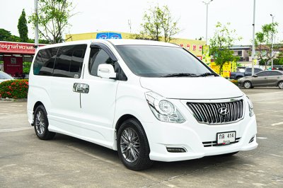 2017 Hyundai GRAND STAREX 2.5 Premium