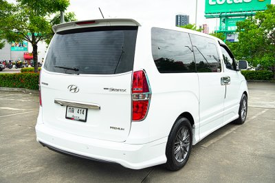2017 Hyundai GRAND STAREX 2.5 Premium