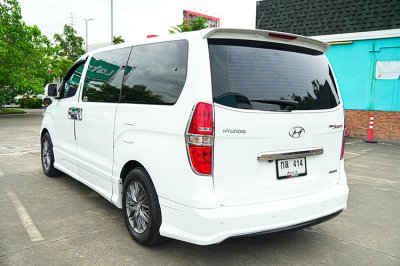 2017 Hyundai GRAND STAREX 2.5 Premium