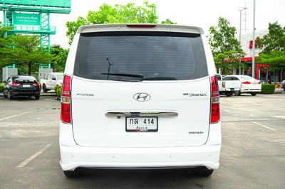 2017 Hyundai GRAND STAREX 2.5 Premium