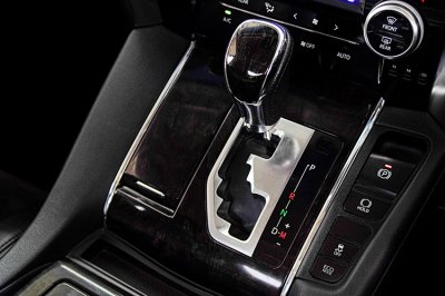 2015 Toyota ALPHARD 2.5 SC