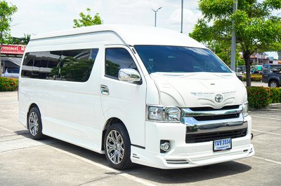 2020 Toyota Commuter 3.0 (ปี 19-30) Van