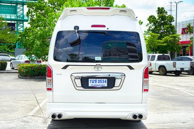 2020 Toyota Commuter 3.0 (ปี 19-30) Van