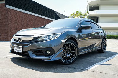 2017 Honda CIVIC 1.8 FC  E Sedan