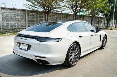 2022 PORSCHE PANAMERA  2.9 HYBRID