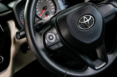 2020 TOYOTA COROLLA ALTIS 1.6 G