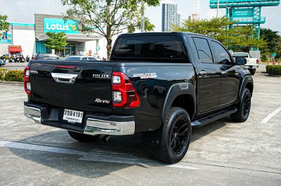 2022 Toyota HILUX REVO 2.4 Double Cab Prerunner Mid