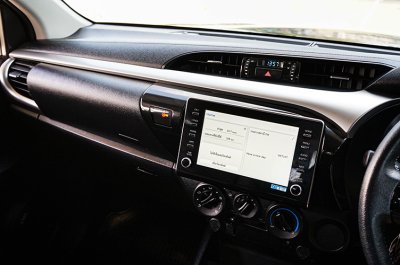 2022 Toyota HILUX REVO 2.4 Double Cab Prerunner Mid